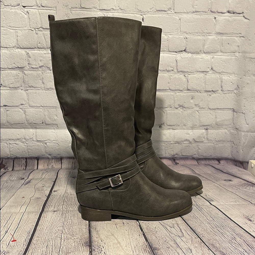 Charming Charlie Dark Gray Heeled Boots Sz 6.5